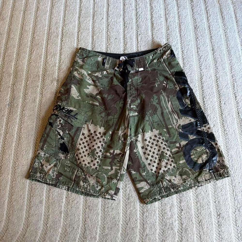 Vtg y2k O'Neill camo board shorts size 30" surfer boho beach vacation
